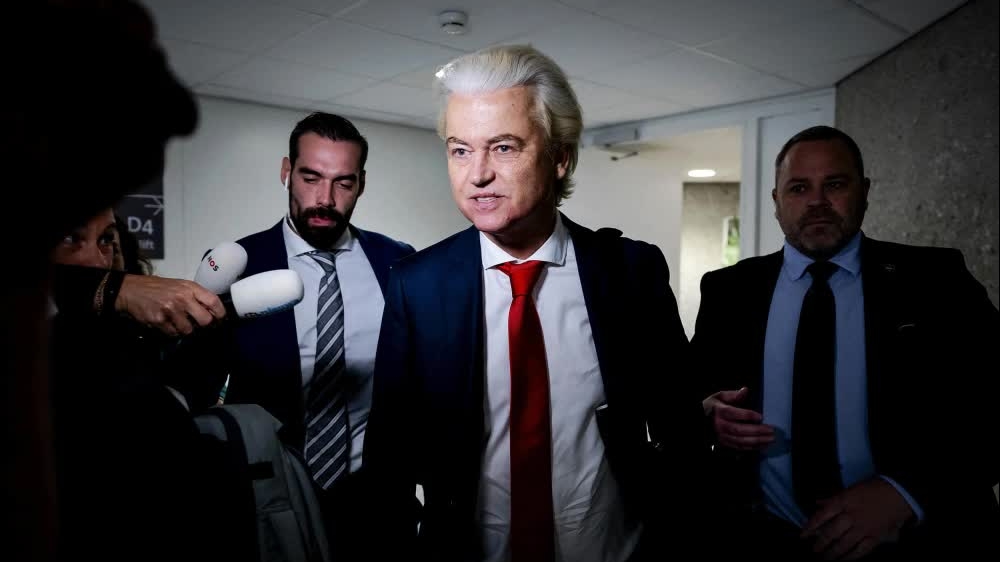 Chính phủ Hà Lan bị giáng 'đòn bất ngờ', đứng trước nguy cơ sụp đổ