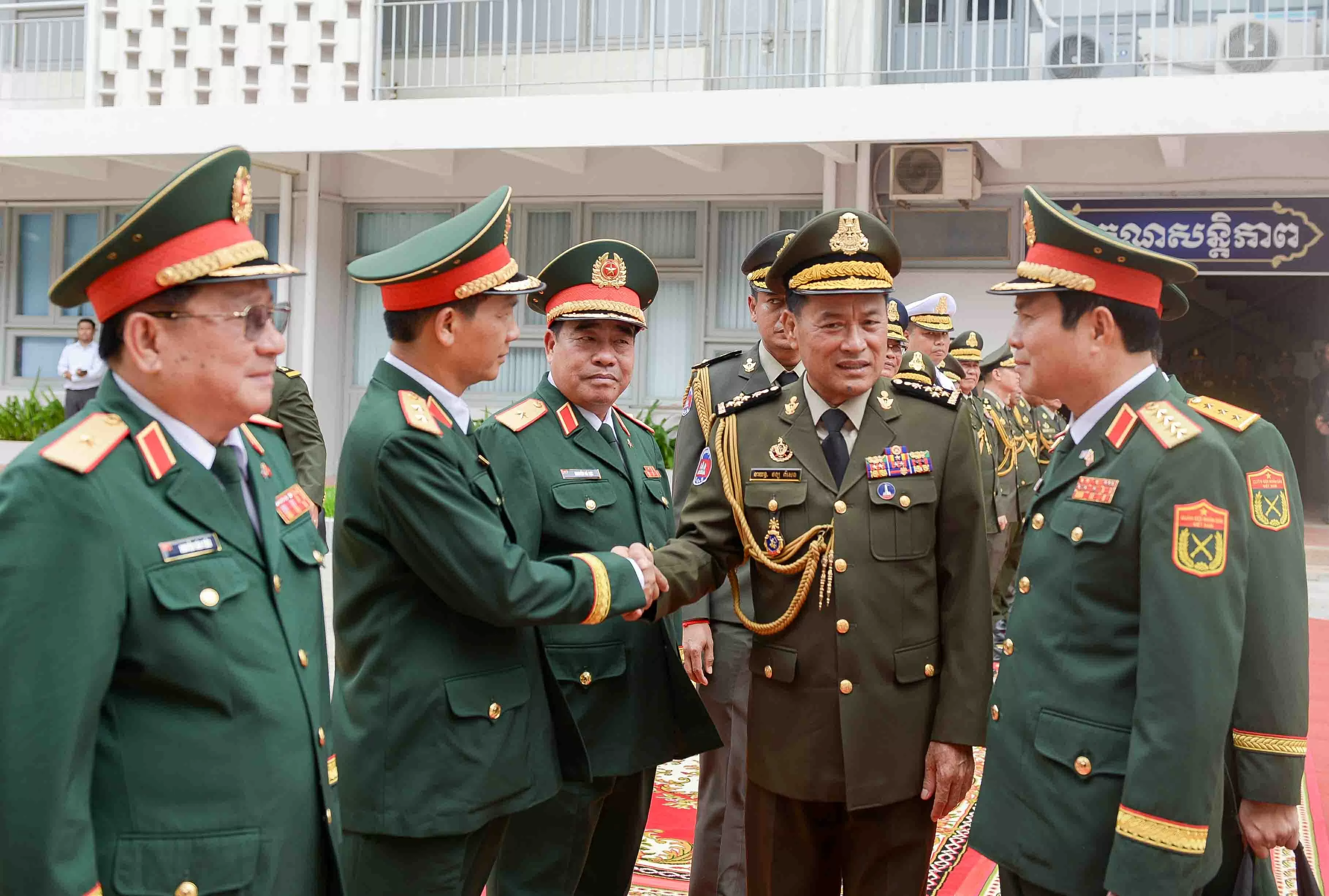 Quân đội Việt Nam-Campuchia: Tăng cường đấu tranh hiệu quả các loại tội phạm qua biên giới