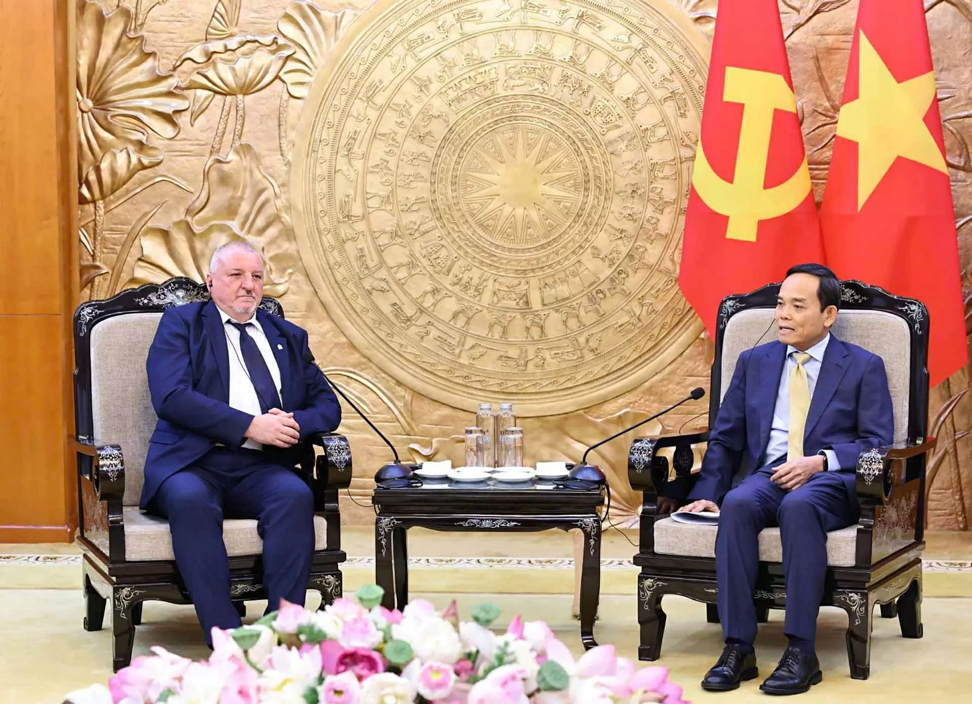 Việt Nam luôn coi trọng và mong muốn phát triển quan hệ hợp tác nhiều mặt với Hungary