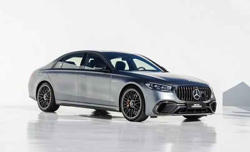 Cập nhật bảng giá xe hãng Mercedes mới nhất tháng 6/2025