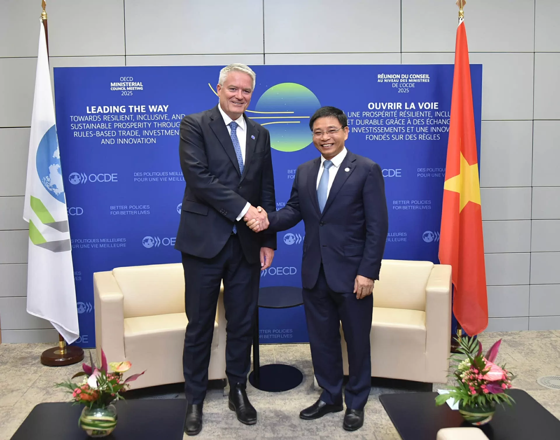 Việt Nam có nhiều đóng góp quan trọng, tích cực vào thành công chung của Hội nghị Hội đồng Bộ trưởng OECD năm 2025 Việt Nam có nhiều đóng góp quan trọng, tích cực vào thành công chung của Hội nghị Hội đồng Bộ trưởng OECD năm 2025