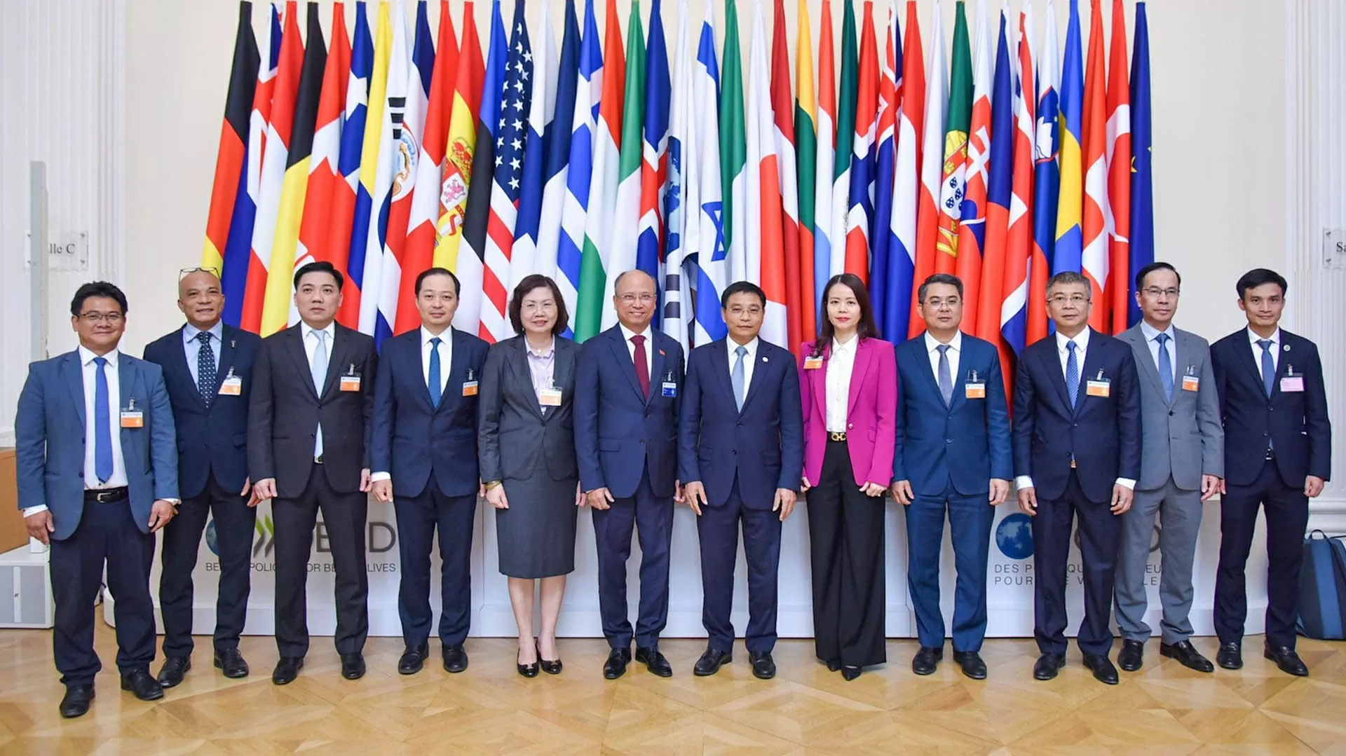 Việt Nam có nhiều đóng góp quan trọng, tích cực vào thành công chung của Hội nghị Hội đồng Bộ trưởng OECD năm 2025 Việt Nam có nhiều đóng góp quan trọng, tích cực vào thành công chung của Hội nghị Hội đồng Bộ trưởng OECD năm 2025