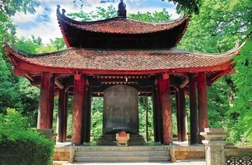 Bảo vật Quốc gia Bia Vĩnh Lăng tại khu di tích Quốc gia đặc biệt Lam Kinh.