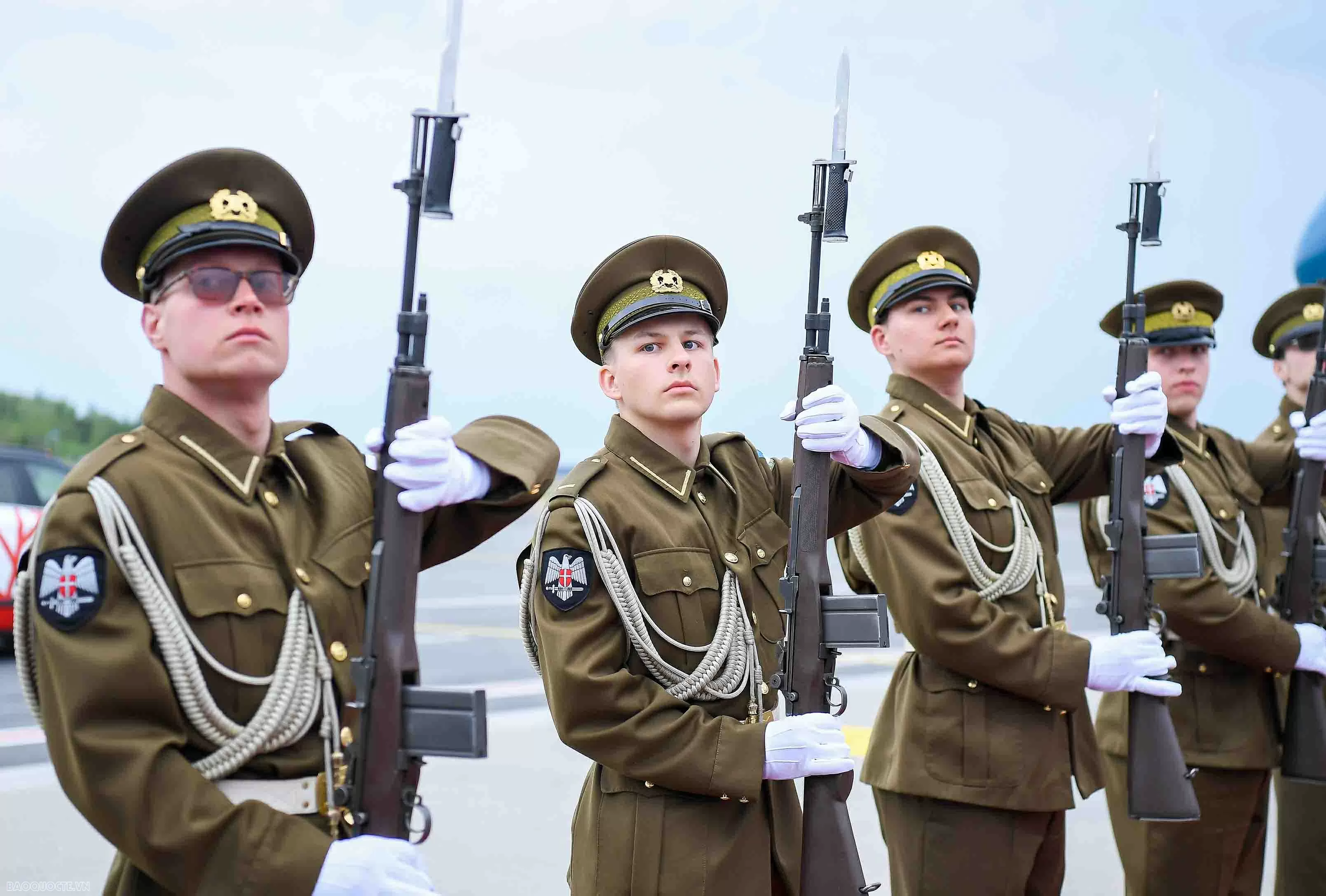 Thủ tướng Phạm Minh Chính và Phu nhân đến Tallinn, bắt đầu thăm chính thức Estonia