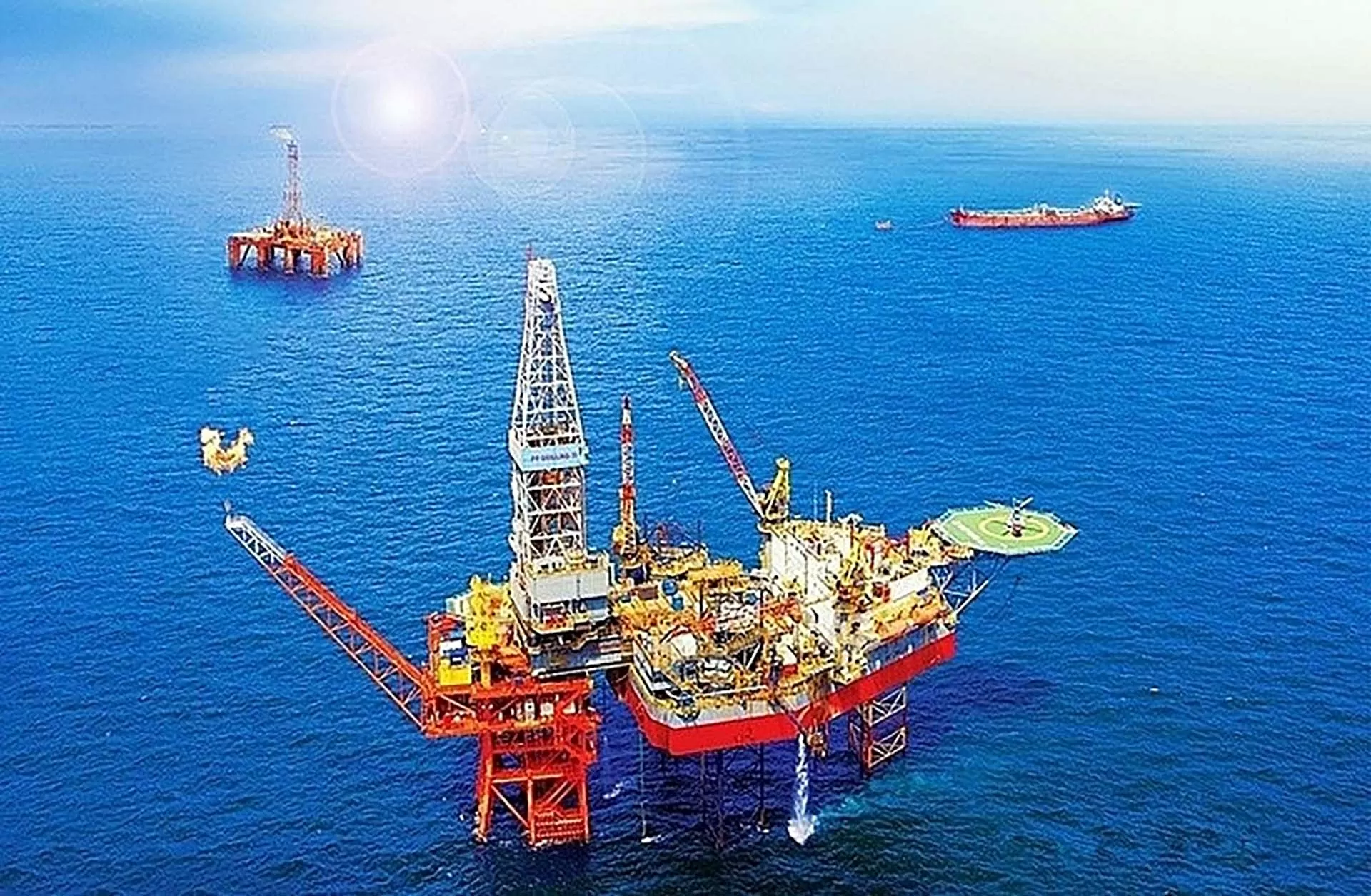 Petrovietnam nỗ lực duy trì hiệu quả hoạt động, giữ đà tăng trưởng giữa biến động thị trường