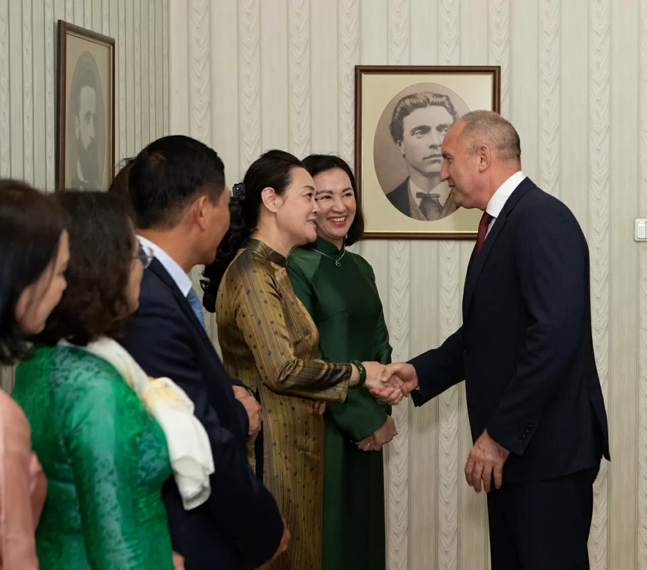 Ngoại giao nhân dân - Cầu nối bền vững, lâu dài của tình hữu nghị Việt Nam-Bulgaria