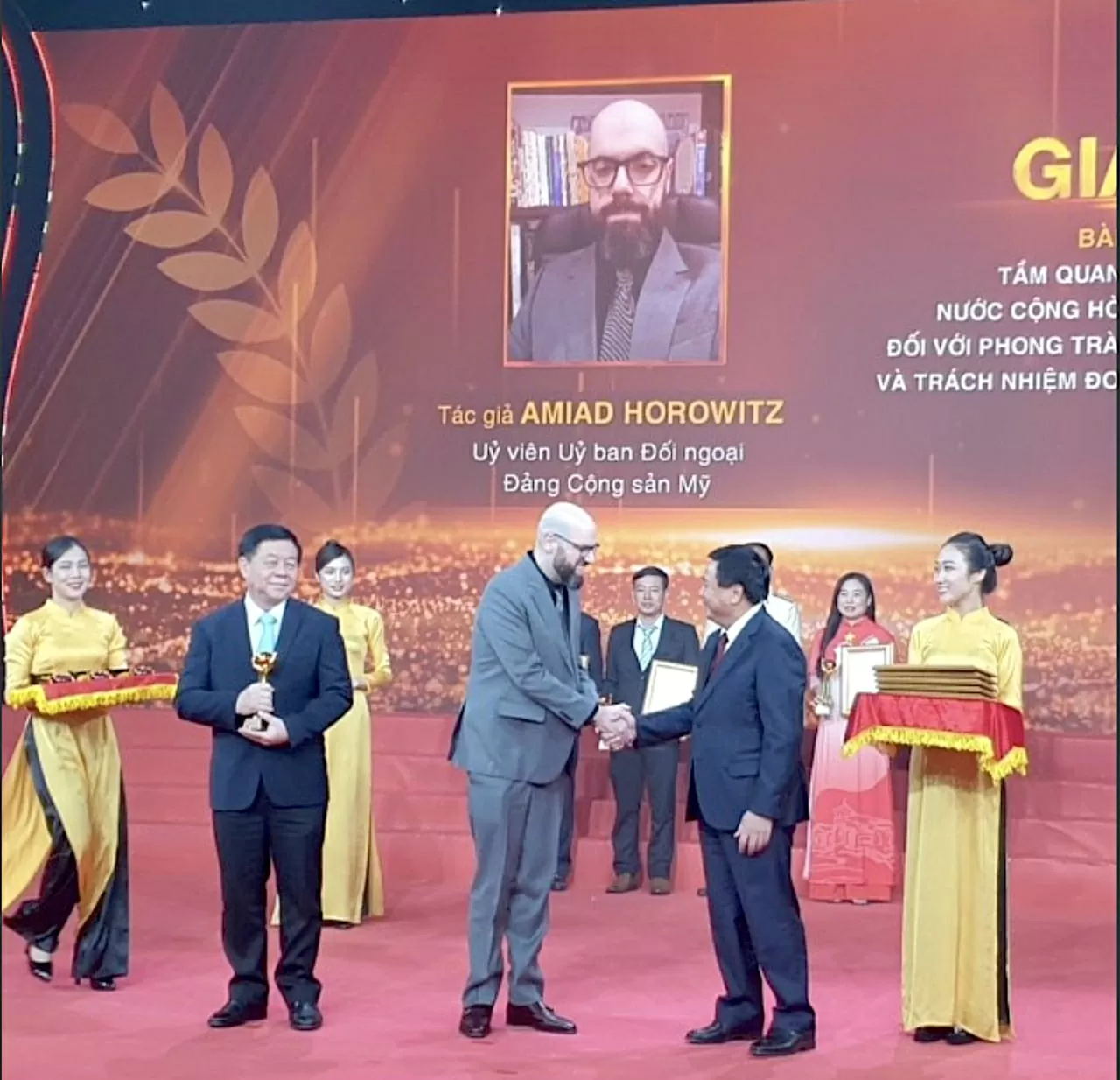 Đảng viên Mỹ kiên trung với lý tưởng Cộng sản