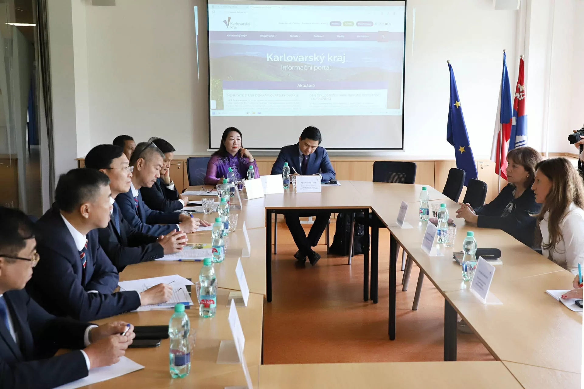 Mở rộng kết nối hợp tác giữa các địa phương Việt Nam và Czech