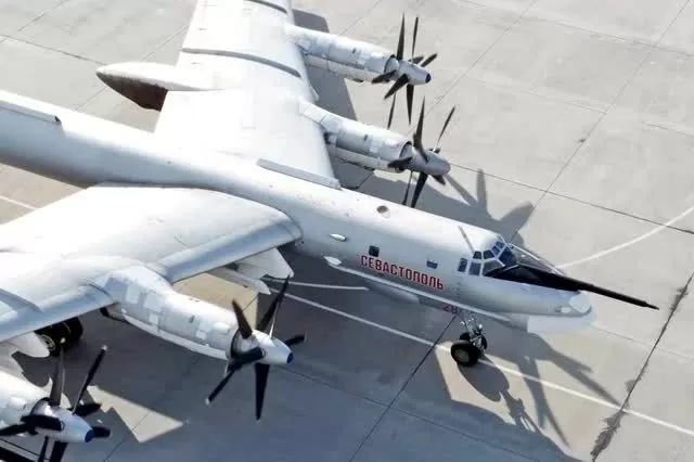 'Quái vật màu bạc' Tu-95 của Nga - Mục tiêu hàng đầu của Ukraine và nỗi ám ảnh của NATO