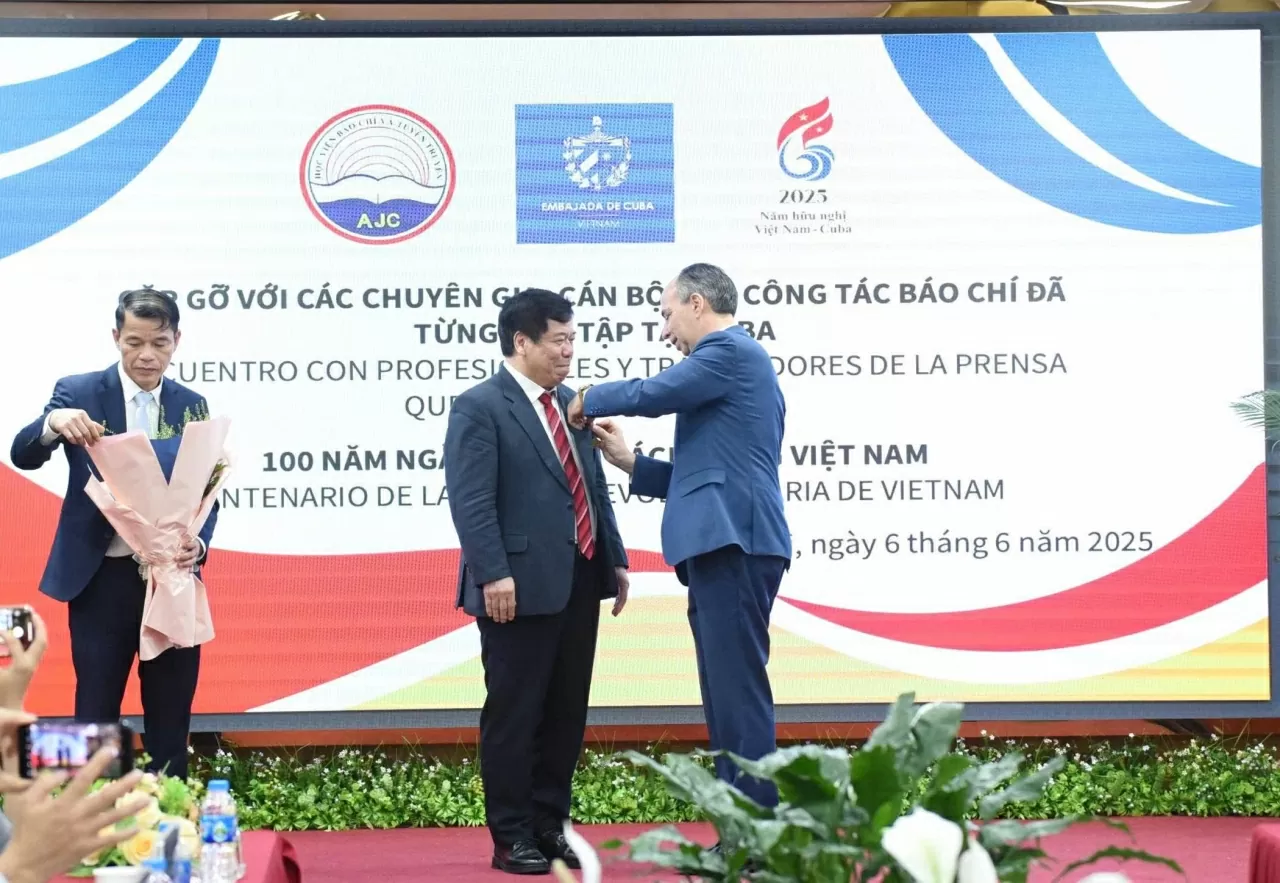 Những người bắc chiếc cầu nối liên lục địa giữa hai nền báo chí cách mạng Việt Nam-Cuba
