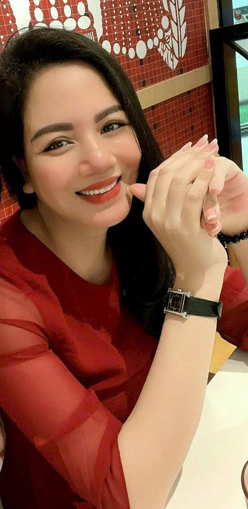 Nguyễn Thị Hằng – Nữ doanh nhân tiên phong trong việc chuyên nghiệp hóa nông dân và phát triển công nghệ sinh học trong ngành nông nghiệp