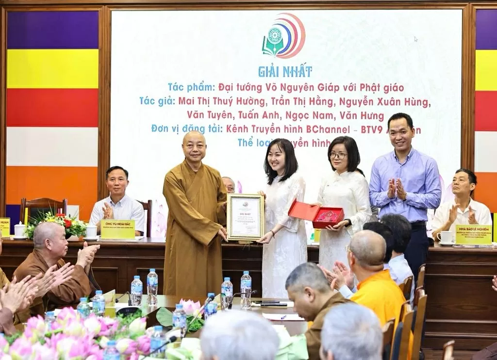 Vinh danh 36 tác phấm báo chí xuất sắc viết về Phật giáo