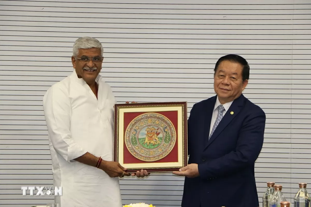 Đoàn đại biểu Đảng Cộng sản Việt Nam thăm và làm việc tại Ấn Độ Đoàn đại biểu Đảng Cộng sản Việt Nam thăm và làm việc tại Ấn Độ