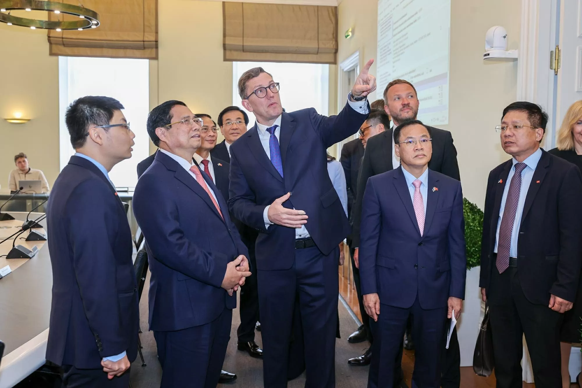 Những hình ảnh của Thủ tướng Phạm Minh Chính và Phu nhân tại Estonia