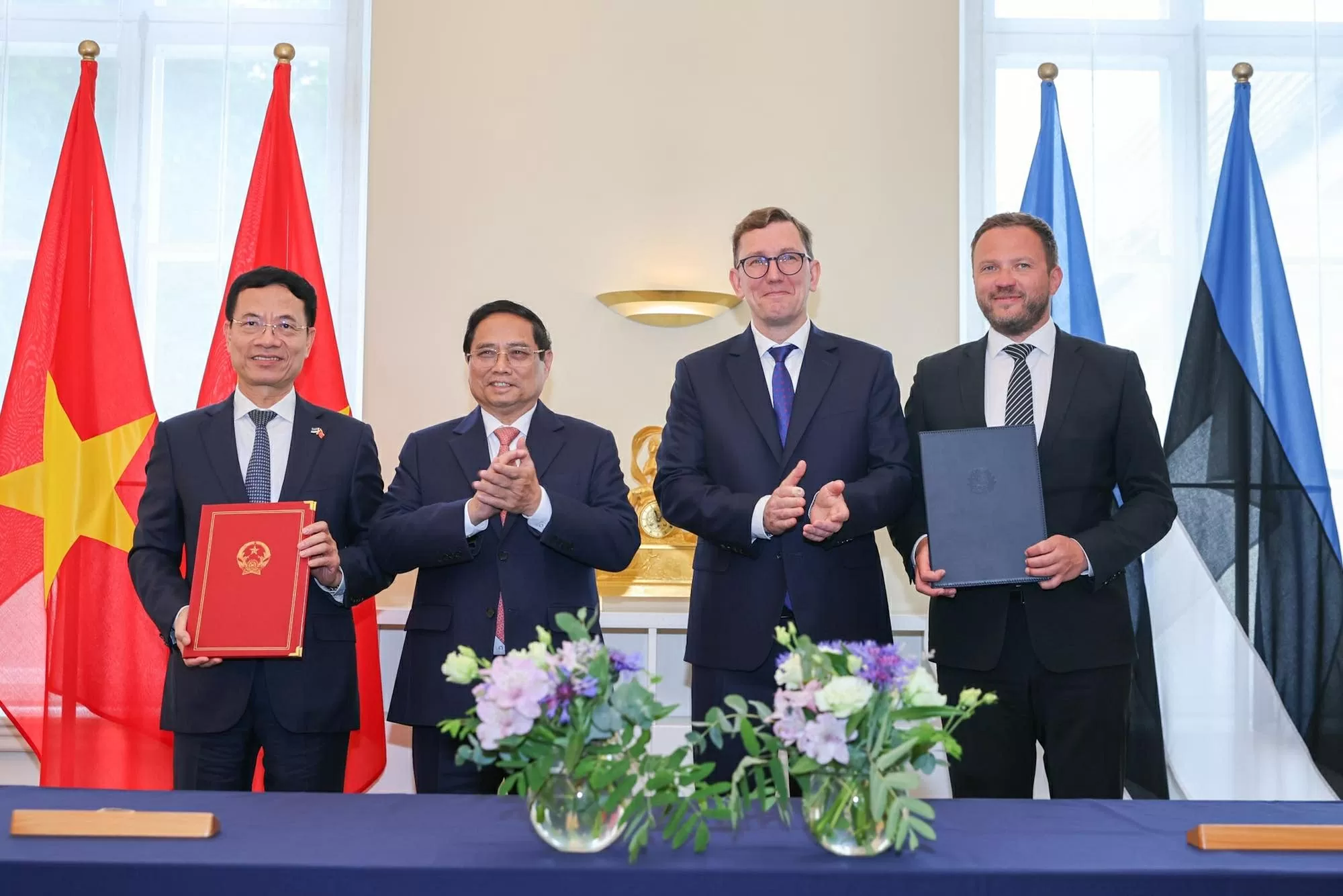 Những hình ảnh của Thủ tướng Phạm Minh Chính và Phu nhân tại Estonia