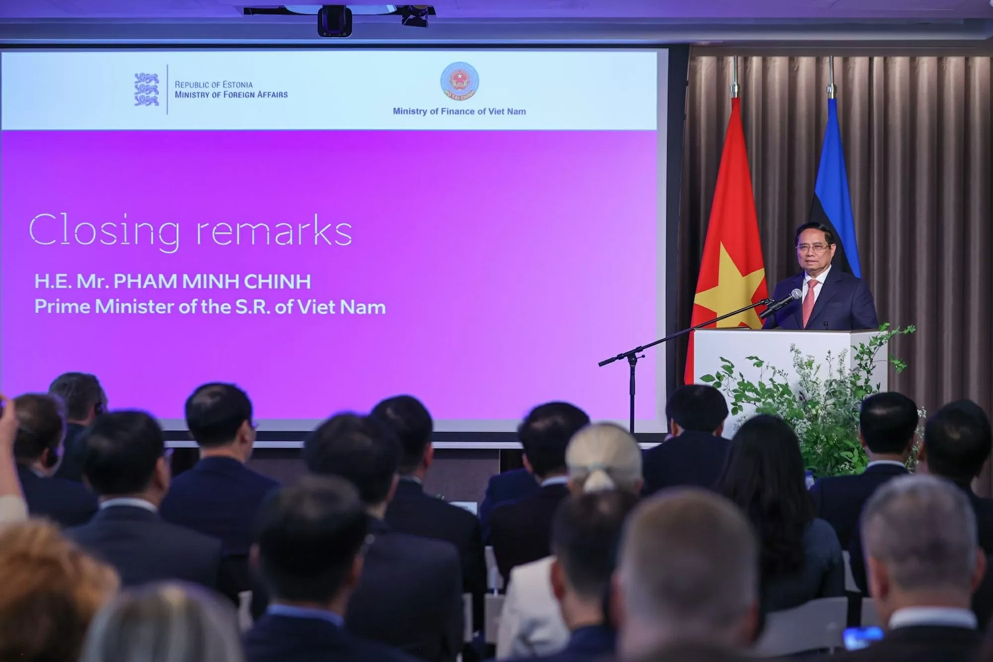 Những hình ảnh của Thủ tướng Phạm Minh Chính và Phu nhân tại Estonia