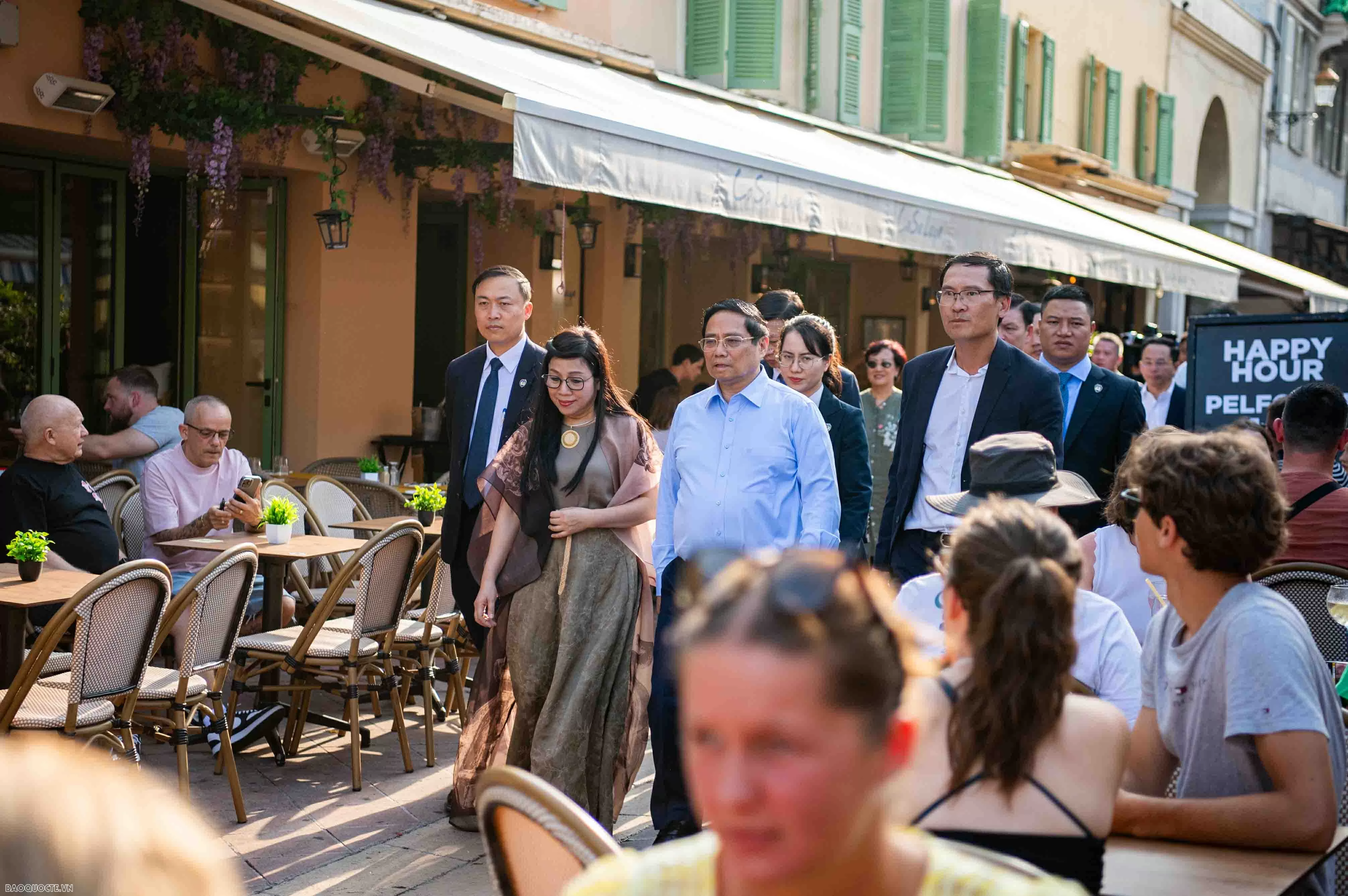 Văn hoá là sợi dây đầy sắc màu và âm thanh vang dội và hào hùng cho tình hữu nghị Việt Nam-Pháp