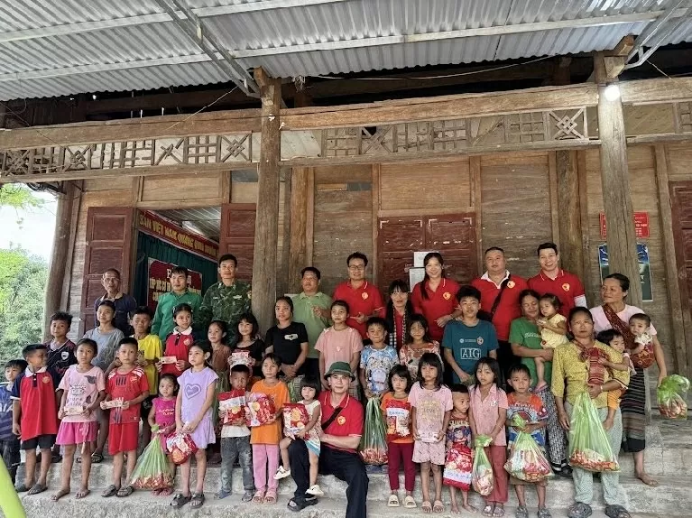 Tấm lòng kiều bào dành cho người dân vùng lũ ở Nghệ An Tấm lòng kiều bào dành cho người dân vùng lũ ở Nghệ An