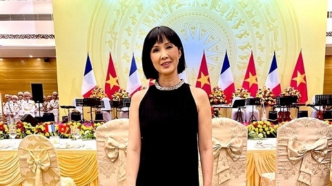 Diễn viên Phạm Linh Đan mong có cơ hội về nước làm phim cùng Trấn Thành