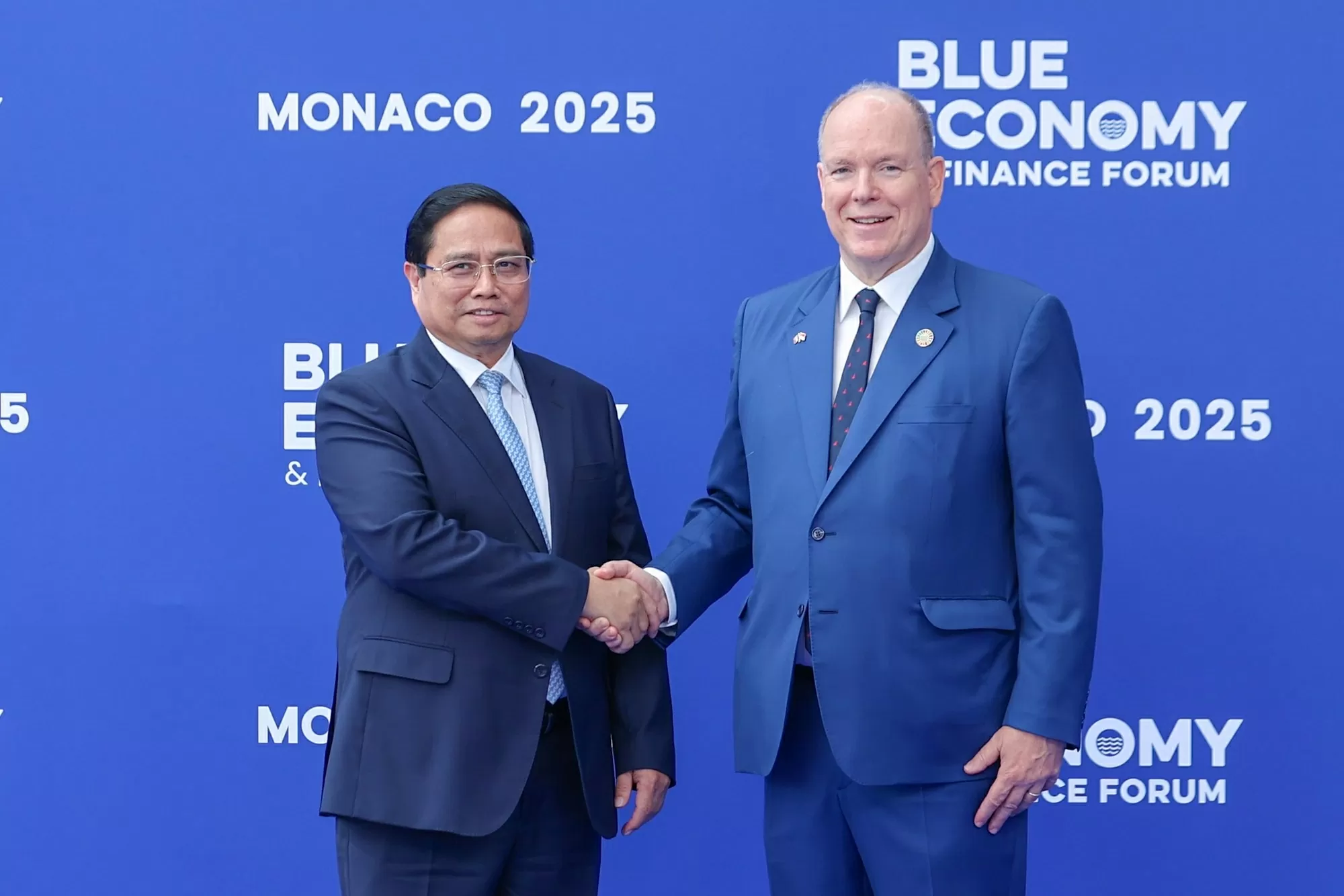 Thủ tướng Phạm Minh Chính và Phu nhân dự lễ đón chính thức các Trưởng đoàn dự Hội nghị UNOC 3 Thủ tướng Phạm Minh Chính và Phu nhân dự lễ đón chính thức các Trưởng đoàn dự Hội nghị UNOC 3