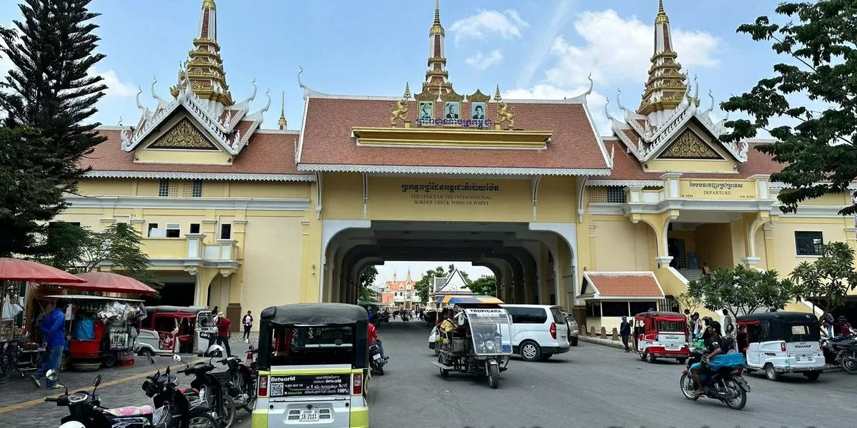 Thái Lan-Campuchia đóng cử khẩu