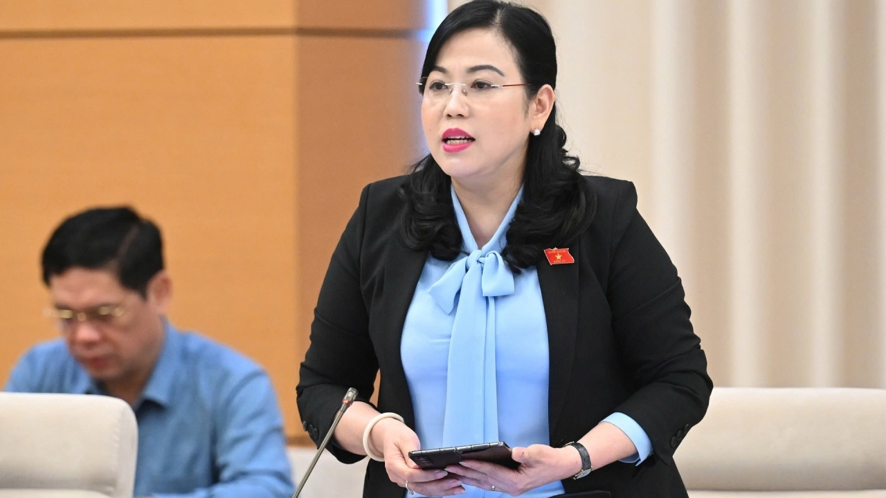 Dự thảo Luật Nhà giáo: Không nên quy định quá cứng nhắc về dạy thêm, học thêm