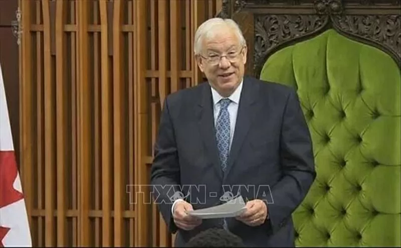 Ông Francis Scarpaleggia được bầu làm Chủ tịch Hạ viện Canada ngày 26/5. (Nguồn: TTXVN) Ông Francis Scarpaleggia được bầu làm Chủ tịch Hạ viện Canada ngày 26/5. (Nguồn: TTXVN)