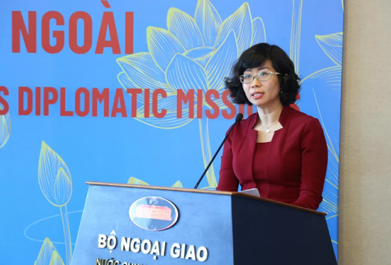 Đại sứ Lê Thị Hồng Vân, Cục trưởng Cục Ngoại vụ và Ngoại giao Văn hóa phát biểu. (Ảnh: Thành Long) Đại sứ Lê Thị Hồng Vân, Cục trưởng Cục Ngoại vụ và Ngoại giao Văn hóa phát biểu. (Ảnh: Thành Long)