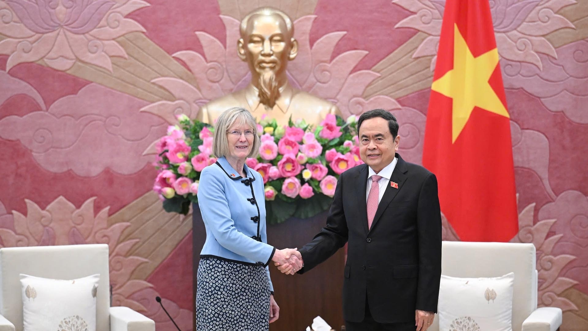 Chủ tịch Quốc hội Trần Thanh Mẫn tiếp Đại sứ Australia tại Việt Nam Gillian Bird