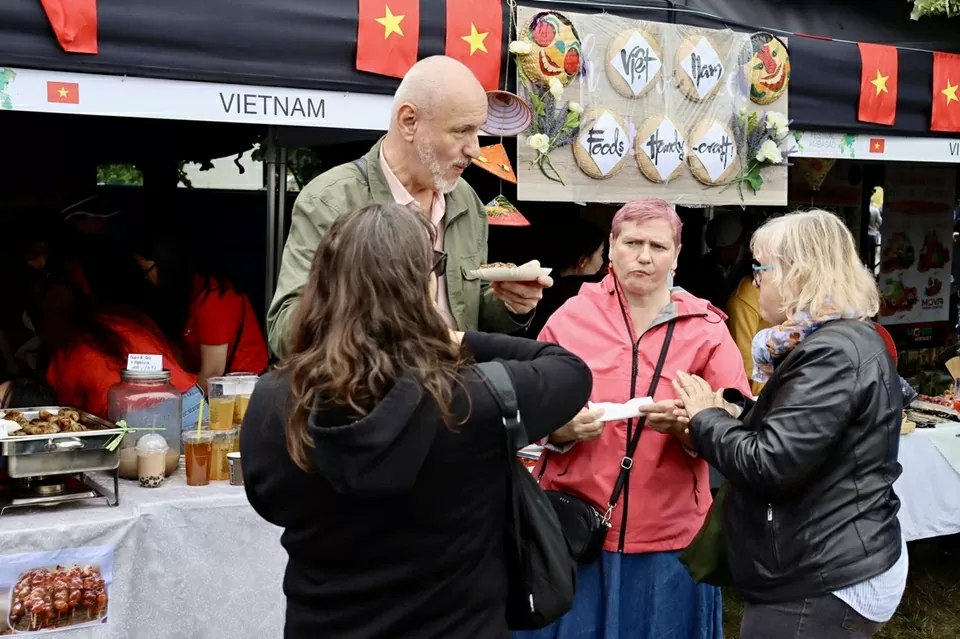 Hương vị Việt Nam níu chân thực khách tại Lễ hội văn hóa ẩm thực Prague 2025
