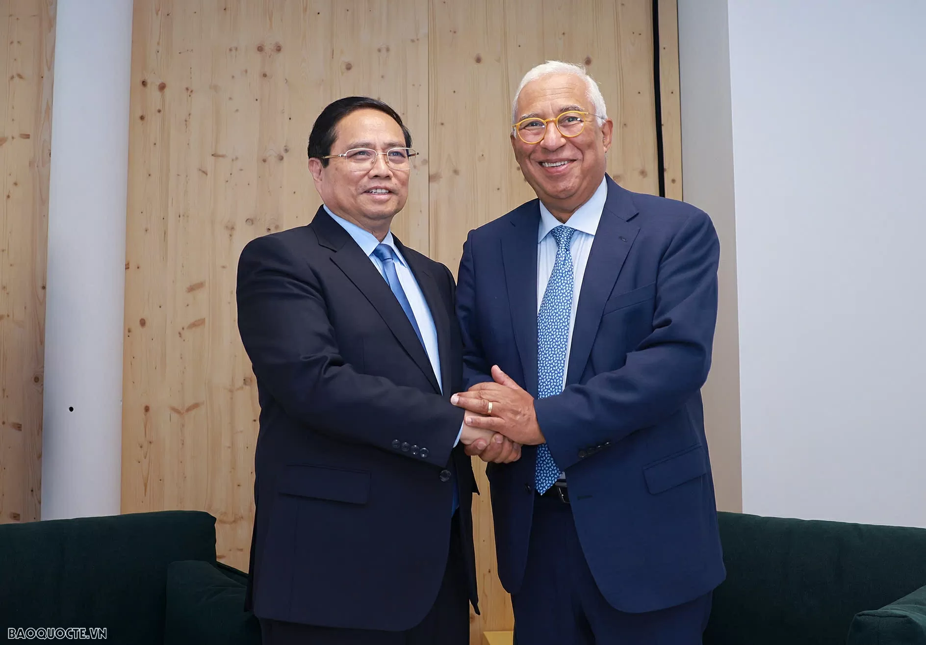 Thủ tướng Phạm Minh Chính đã có 2 cuộc gặp với Lãnh đạo EU Thủ tướng Phạm Minh Chính: Con thuyền EU sẽ vượt sóng, phát triển tốt hơn