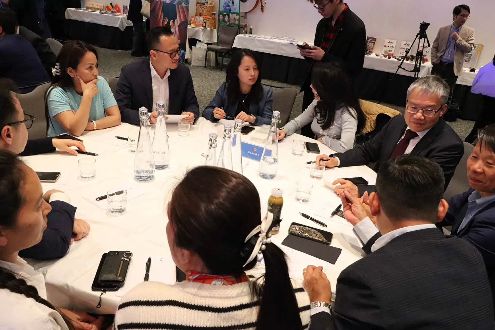 Phát huy nguồn lực cộng đồng người Việt ở châu Âu thúc đẩy quan hệ hợp tác Việt Nam-EU Phát huy nguồn lực cộng đồng người Việt ở châu Âu thúc đẩy quan hệ hợp tác Việt Nam EU