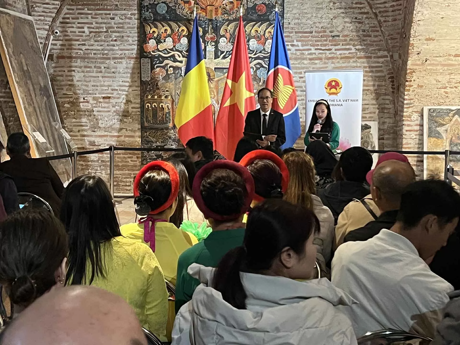 ‘Một thoáng Việt Nam’ tại Mogosoaia, Romania