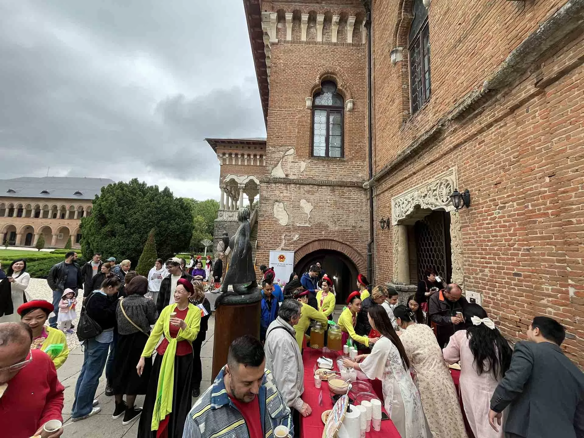 ‘Một thoáng Việt Nam’ tại Mogosoaia, Romania
