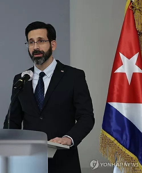 Cuba khai trương Đại sứ quán tại một trong những đồng minh thân cận của Mỹ Cuba khai trương Đại sứ quán tại một trong những đồng minh thân cận của Mỹ