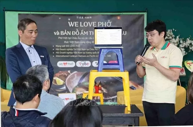 Nuôi dưỡng tình yêu với hương vị phở Việt ở trời Âu