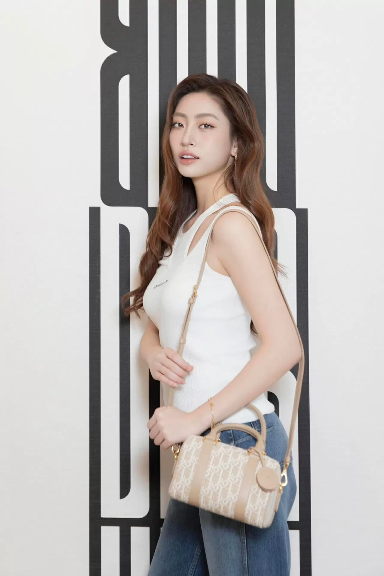 Lương Thùy Linh