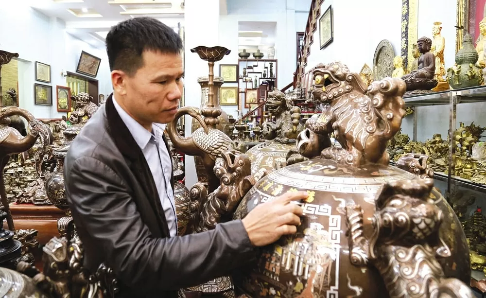 Sản phẩm đồng mỹ nghệ của làng nghề Đại Bái (Gia Bình). (Nguồn: Báo Bắc Ninh)