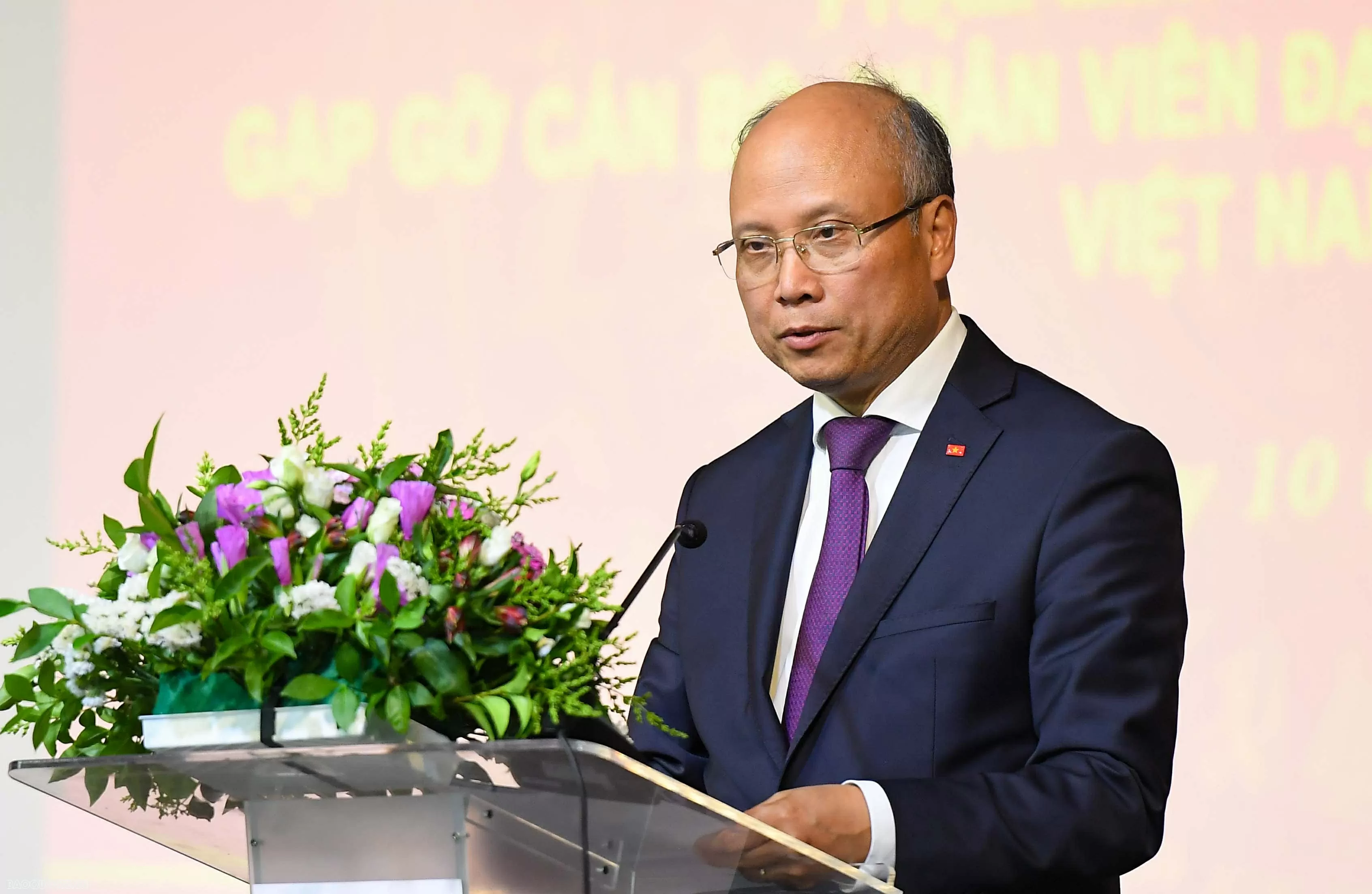 Thủ tướng Phạm Minh Chính  gặp gỡ cộng đồng người Việt Nam tại Pháp