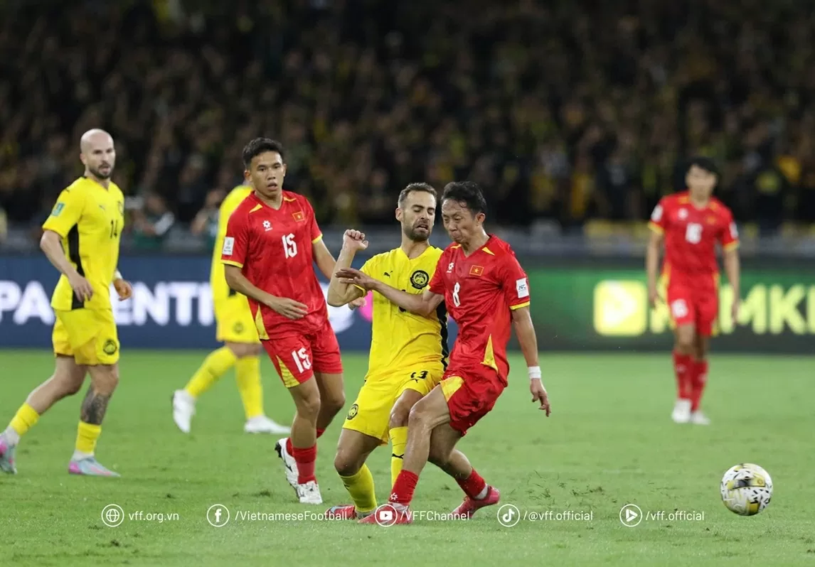 Tuyển Việt Nam để thua đậm nhất lịch sử trước Malaysia