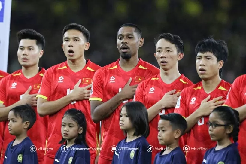 Thua đậm Malaysia, đội tuyển Việt Nam 'lao dốc' trên bảng xếp hạng FIFA Thua đậm Malaysia, đội tuyển Việt Nam 'lao dốc' trên bảng xếp hạng FIFA