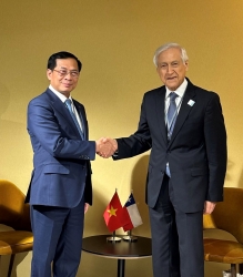 Phó Thủ tướng, Bộ trưởng Ngoại giao Bùi Thanh Sơn tiếp Đặc phái viên của Tổng thống Chile về Đại dương