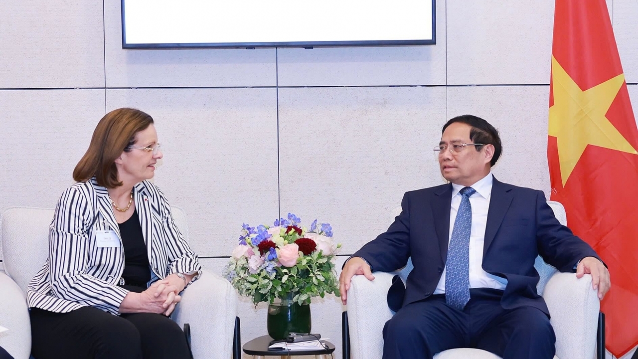 Thủ tướng Phạm Minh Chính tiếp lãnh đạo các tập đoàn hàng đầu của Pháp