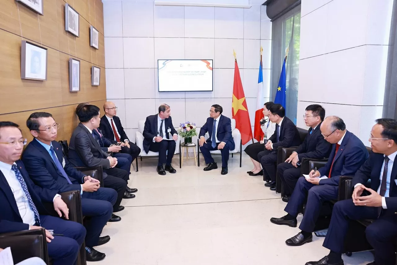 Thủ tướng Phạm Minh Chính tiếp lãnh đạo các tập đoàn hàng đầu của Pháp Thủ tướng Phạm Minh Chính tiếp lãnh đạo các tập đoàn hàng đầu của Pháp