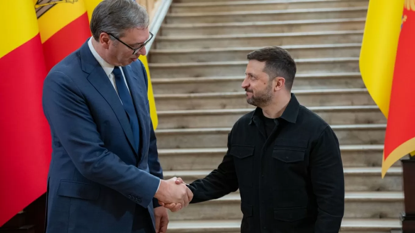 Tổng thống một quốc gia Balkan thân Nga thăm Ukraine, tỏ ý muốn giúp Kiev tái thiết