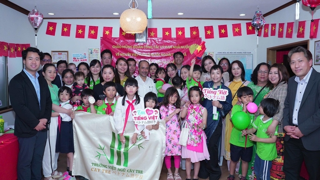 Hỗ trợ người Việt tại Nhật Bản giáo dục văn hóa và bảo tồn tiếng Việt