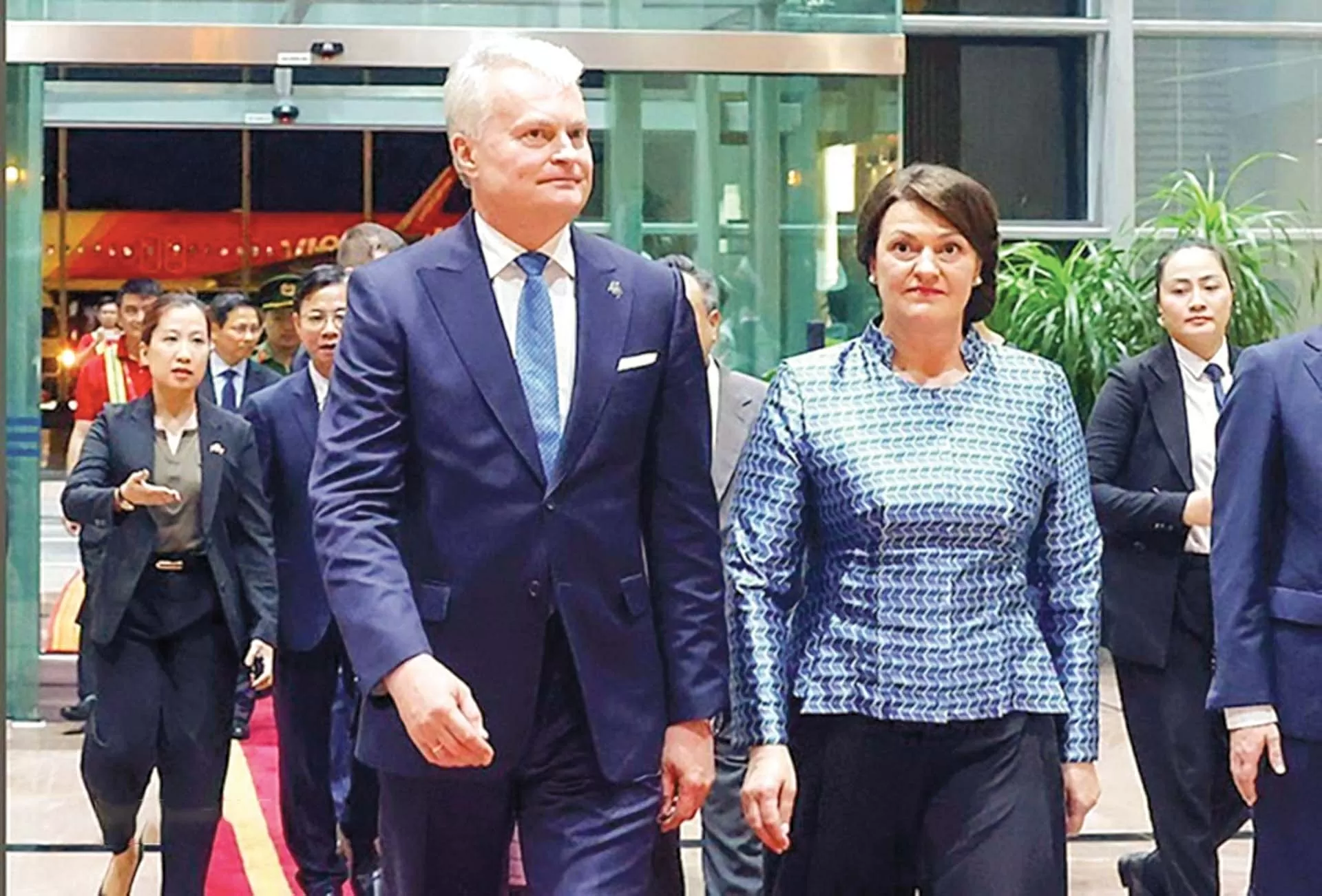 ‘Rà đường’ cho chân trời mới