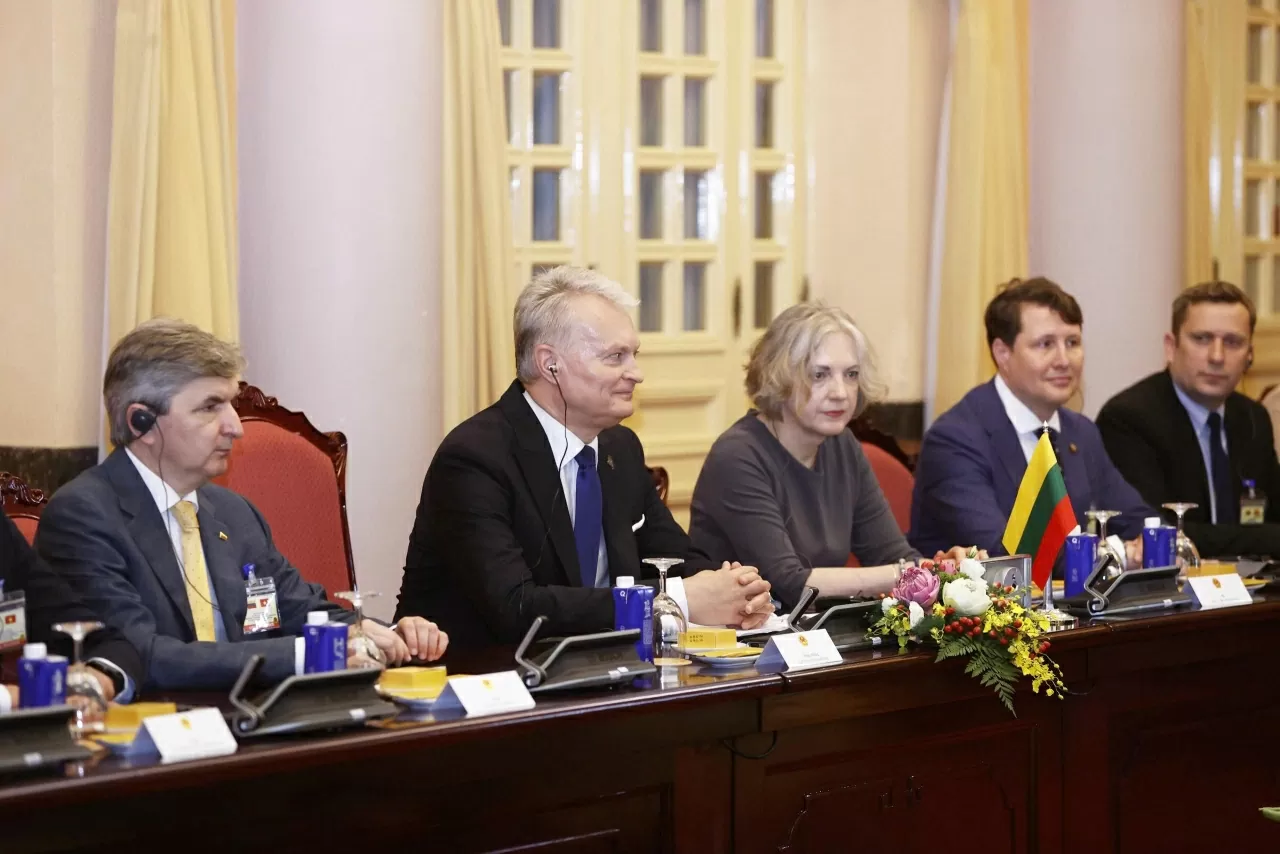 Chủ tịch nước Lương Cường hội đàm với Tổng thống Litva Gitanas Nauseda.