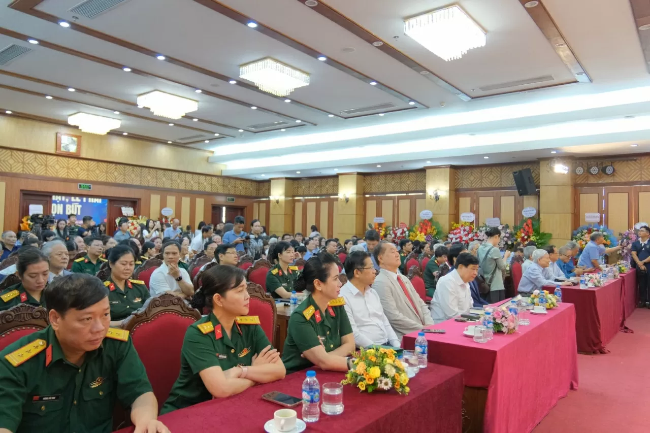 'Sự thật, Lẽ phải và Ngọn bút' - Nỗ trăn trở về nghề của một nhà báo có lương tri