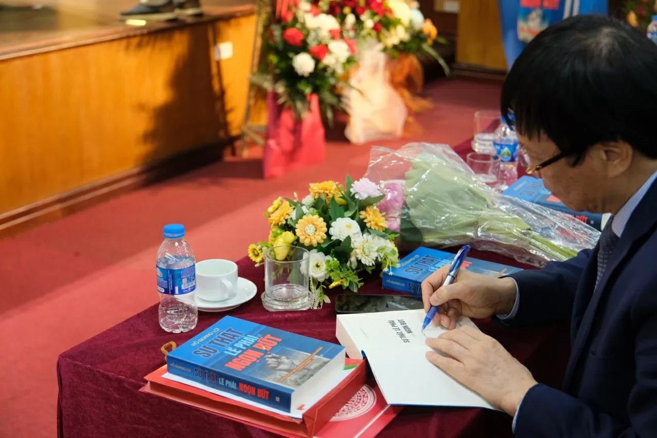 'Sự thật, Lẽ phải và Ngọn bút' - Nỗ trăn trở về nghề của một nhà báo có lương tri